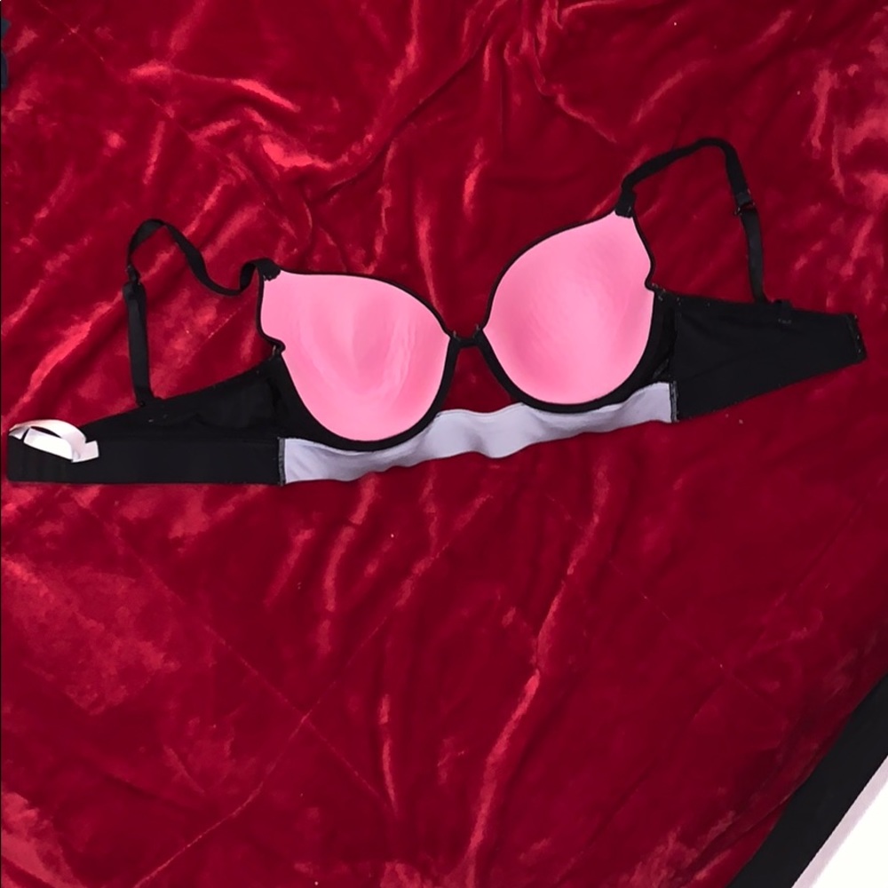 Pink Bra - Picture 2 of 2